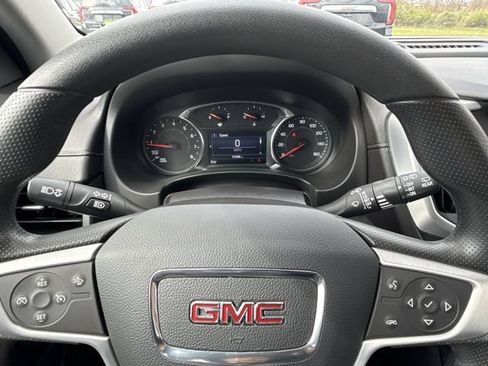 Certified 2023 GMC Terrain SLE w/ Driver Convenience Package FWD image 11