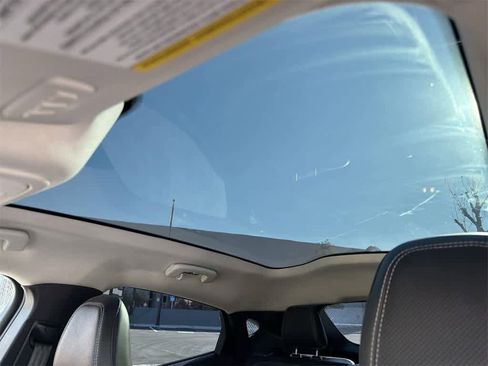 Used 2021 Ford Mustang Mach-E Premium image 11