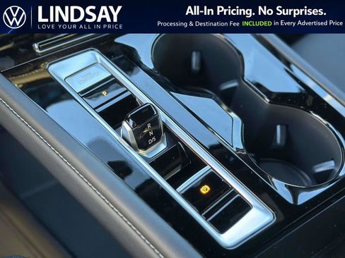 New 2026 Volkswagen Atlas Cross Sport SE AWD/4WD image 15