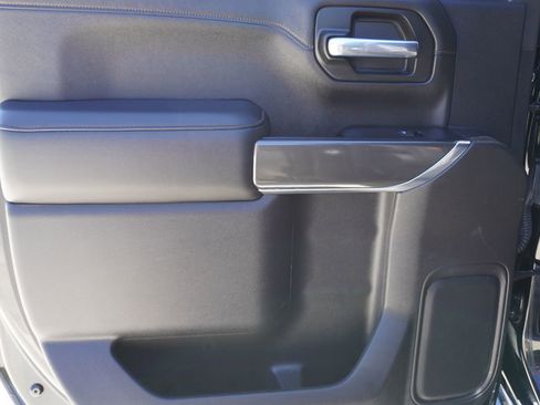 Used 2020 GMC Sierra 1500 AT4 w/ Off-Road Performance Package image 22