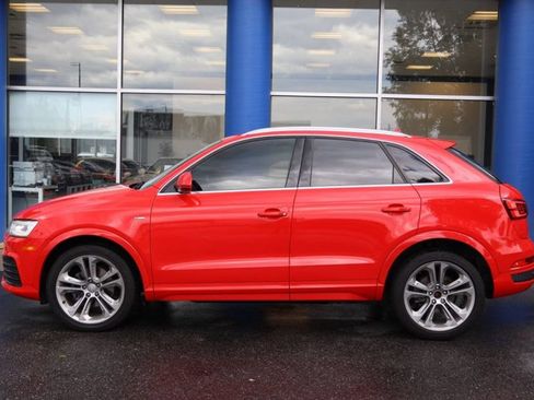 Used 2016 Audi Q3 2.0T Prestige w/ Prestige Package AWD/4WD image 2
