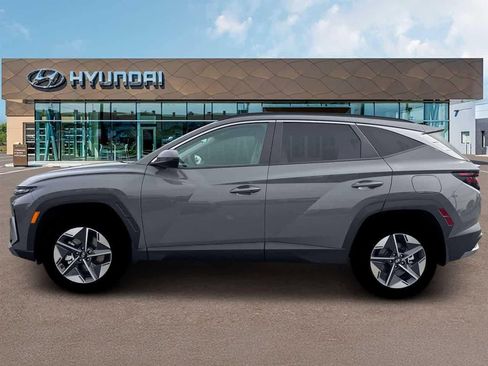 New 2026 Hyundai Tucson SEL image 3