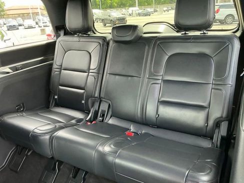 Used 2023 Lincoln Navigator Reserve AWD/4WD image 23