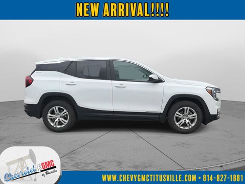 Used 2024 GMC Terrain SLE image 4