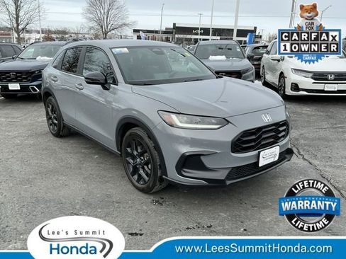 Used 2024 Honda HR-V Sport image 1