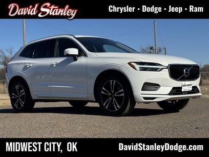 Used 2020 Volvo XC60 T5 Momentum w/ Protection Package