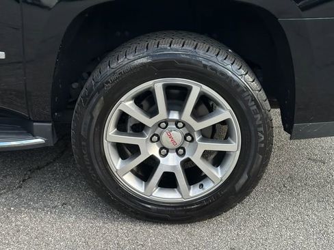 Used 2020 GMC Yukon XL Denali image 11