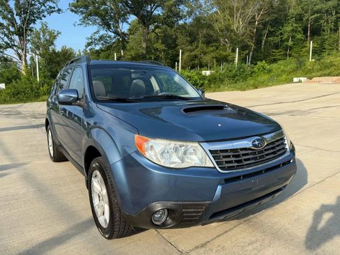 Used 2010 Subaru Forester 2.5XT Limited image 3