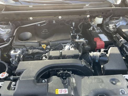 Used 2019 Toyota RAV4 Limited image 36