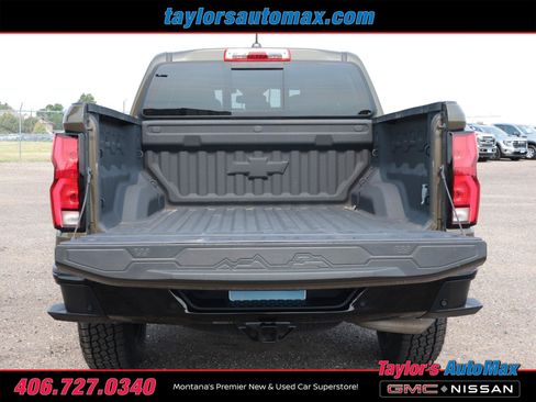 Used 2023 Chevrolet Colorado Z71 w/ Z71 Convenience Package 2 AWD/4WD image 32