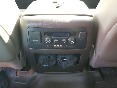 Used 2015 GMC Yukon XL Denali w/ Touring Package image 19