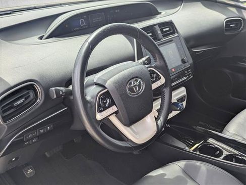 Used 2017 Toyota Prius Four w/ Advanced Technology Package FWD image 9