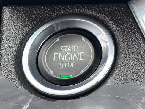 Used 2025 Buick Envista Preferred image 19