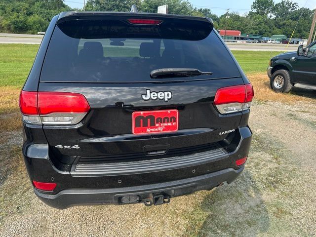 Used 2018 Jeep Grand Cherokee Laredo AWD/4WD image 6