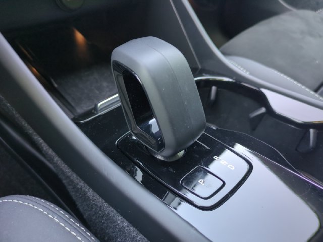 Used 2023 Volvo C40 P8 Recharge Plus w/ Climate Package AWD/4WD image 20