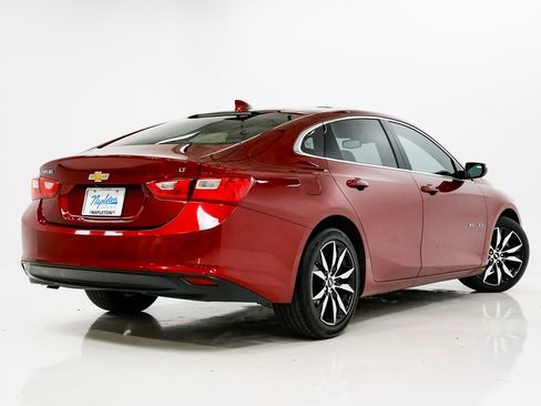 Used 2017 Chevrolet Malibu LT w/ Leather Package image 29