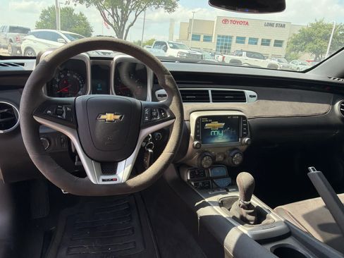 Used 2013 Chevrolet Camaro ZL1 RWD image 7