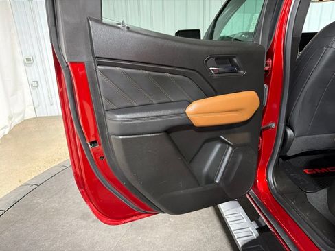 Certified 2024 GMC Canyon AT4 AWD/4WD image 17