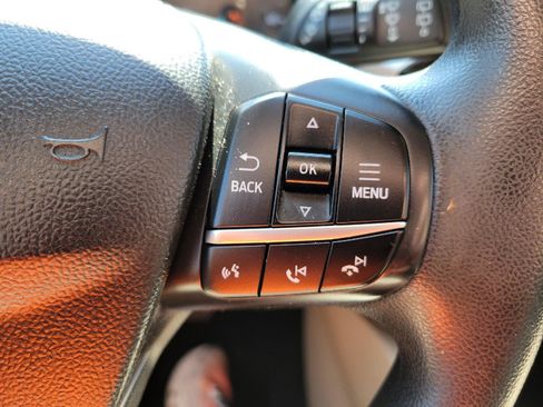 Used 2020 Ford Escape SE FWD image 18