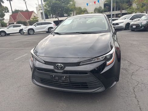 Used 2023 Toyota Corolla LE w/ Carpet Mat Package (TMS) FWD image 11