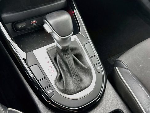Used 2022 Kia Forte GT-Line w/ GT-Line Technology Package FWD image 18