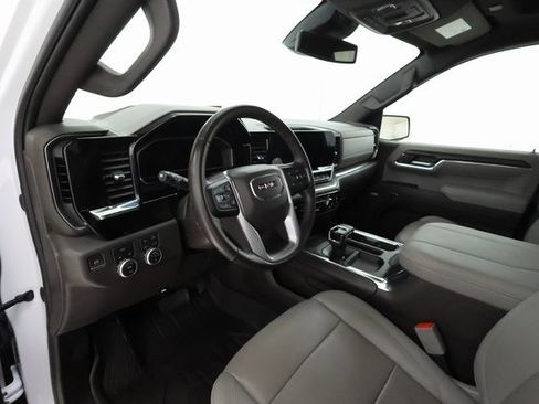 Used 2023 GMC Sierra 1500 SLT w/ SLT Premium Plus Package image 9
