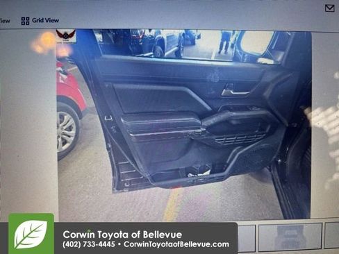 Used 2025 Toyota Tacoma TRD Off-Road image 2