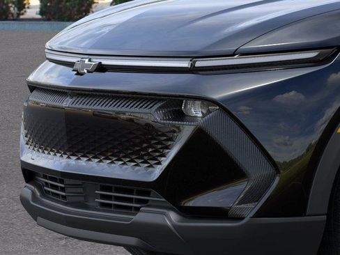 New 2026 Chevrolet Equinox EV LT w/ LPO, Blackout Package image 13