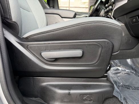 Used 2022 RAM 1500 Big Horn RWD image 38
