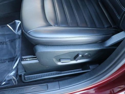 Used 2022 Ford Edge SEL w/ Convenience Package image 19