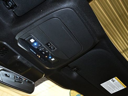 New 2025 Ford F150 XLT w/ Equipment Group 303A High image 33