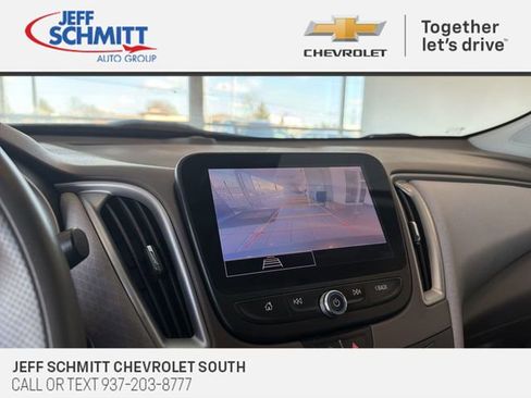 Used 2024 Chevrolet Malibu LT image 25