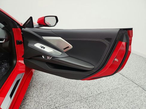 Used 2022 Chevrolet Corvette Stingray Preferred Conv w/ Z51 Performance Package RWD image 18