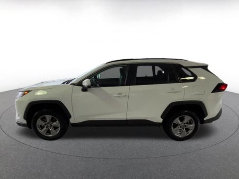 Used 2025 Toyota RAV4 XLE image 8