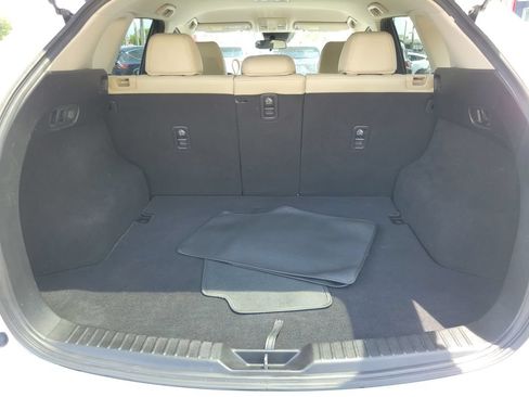 Used 2020 MAZDA CX-5 Touring FWD image 7
