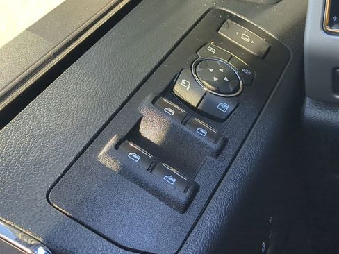 Certified 2022 Ford F450 Lariat w/ Lariat Ultimate Package image 22