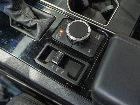 Certified 2022 Toyota Tundra SR5 w/ TRD Off-Road Package image 25