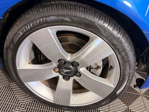 Used 2009 Pontiac G8 GT w/ Premium Package RWD image 11