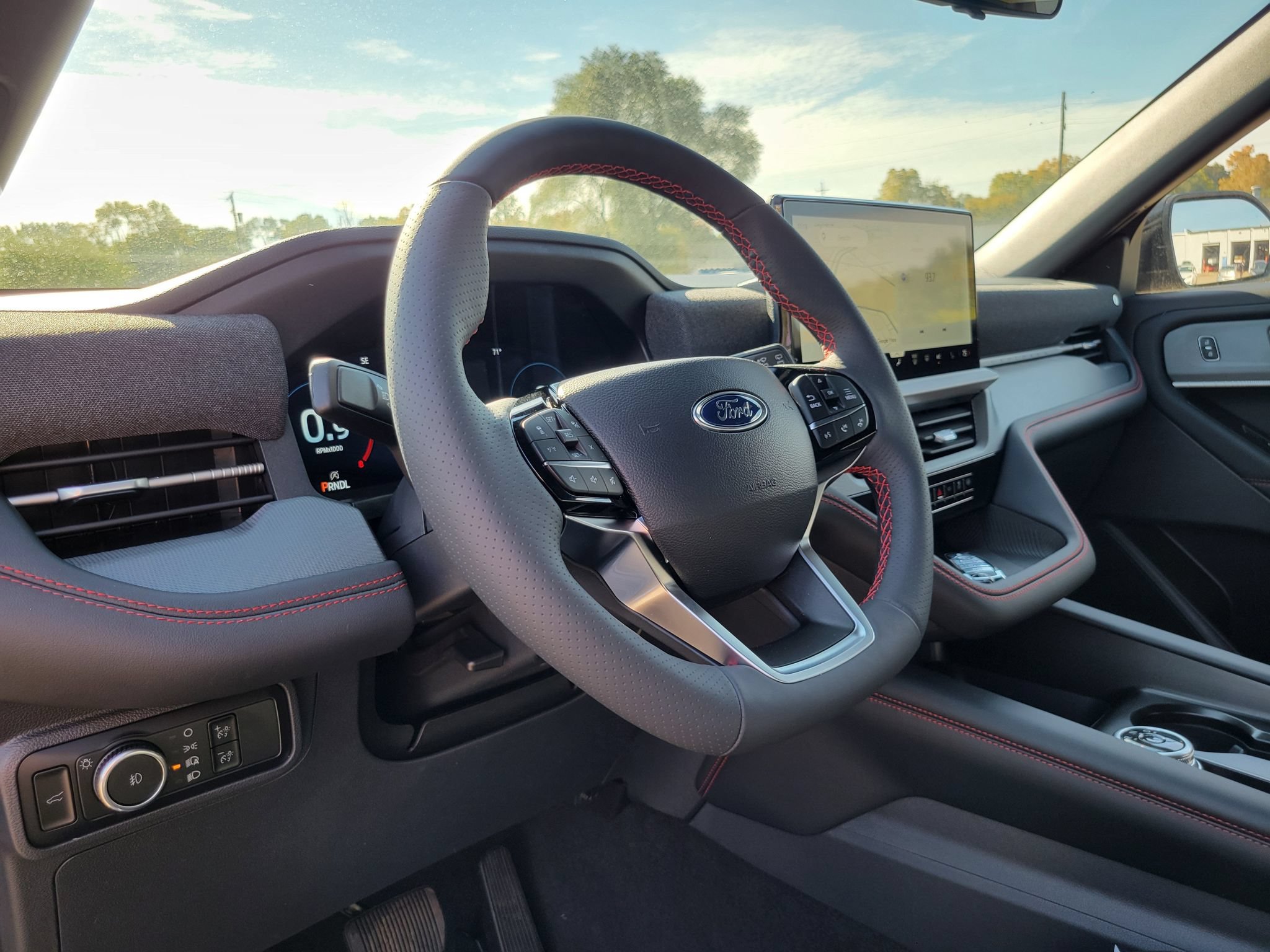 New 2027 Ford Explorer ST-Line AWD/4WD image 10