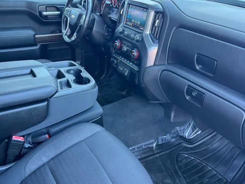 Used 2020 Chevrolet Silverado 1500 LT w/ All-Star Edition image 18