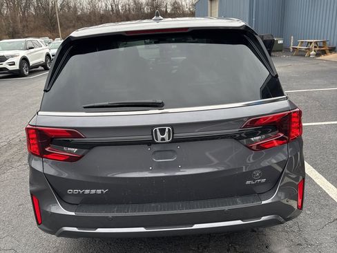 Used 2025 Honda Odyssey Elite image 5