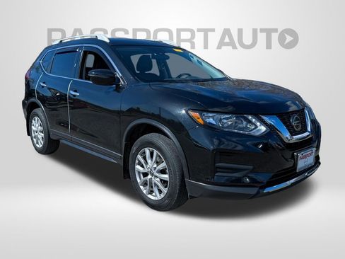 Certified 2020 Nissan Rogue SV image 2