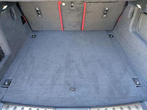 Certified 2025 Jaguar F-PACE R-Dynamic S image 17