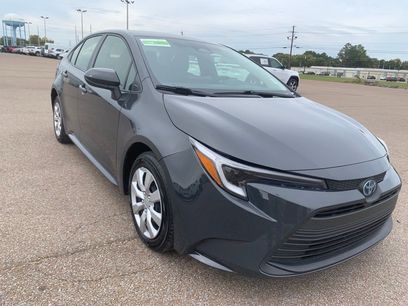 Used 2025 Toyota Corolla LE