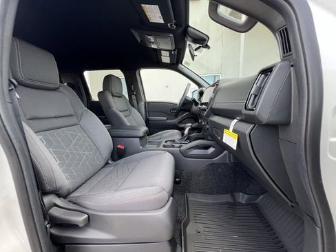 New 2026 Nissan Frontier SV w/ Tow Package image 23