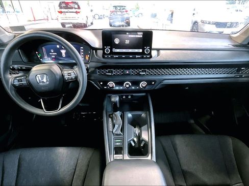 Certified 2023 Honda Accord EX image 15