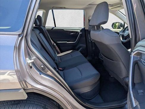 Certified 2025 Toyota RAV4 XLE w/ Convenience Package AWD/4WD image 18
