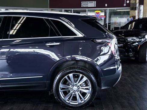 Used 2024 Cadillac XT5 Premium Luxury image 11