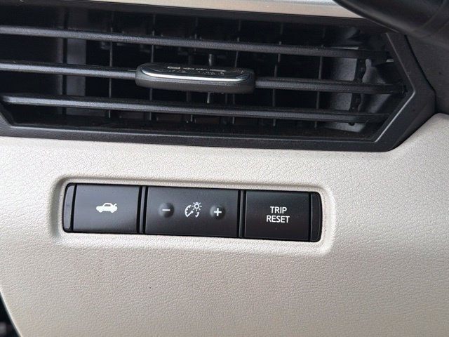 Used 2025 Nissan Altima 2.5 SV FWD image 28