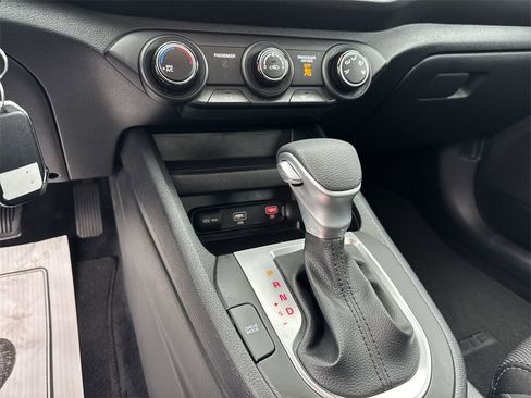 Certified 2024 Kia Forte LXS image 20